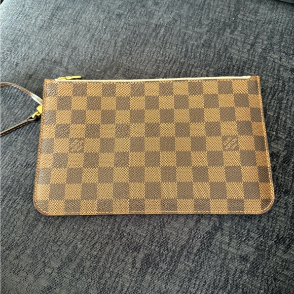 Small Louis Vuitton Wrist Wallet - Picture 2 of 4